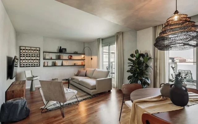 Emporda - 2 bedrooms in Eixample Esquerra 1