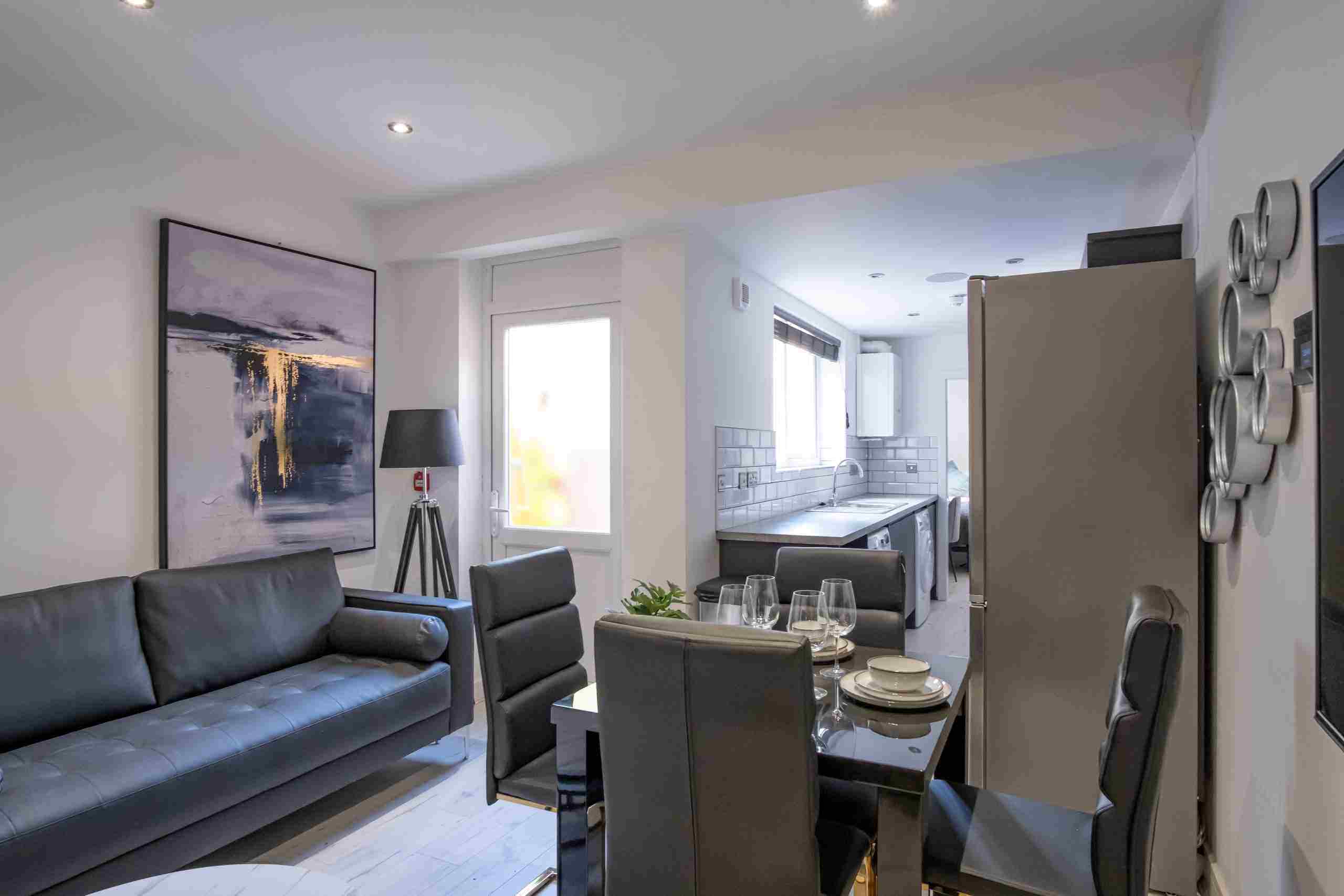 15 Allison Street, LN1 2