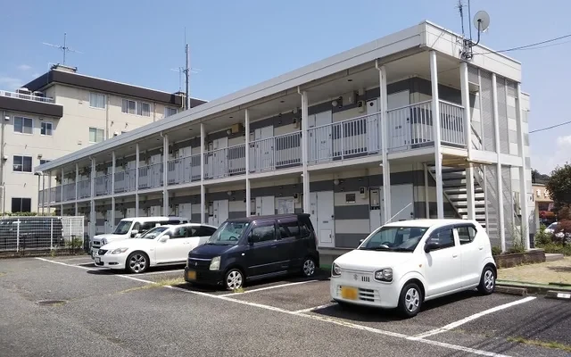 レオパレス白川 0