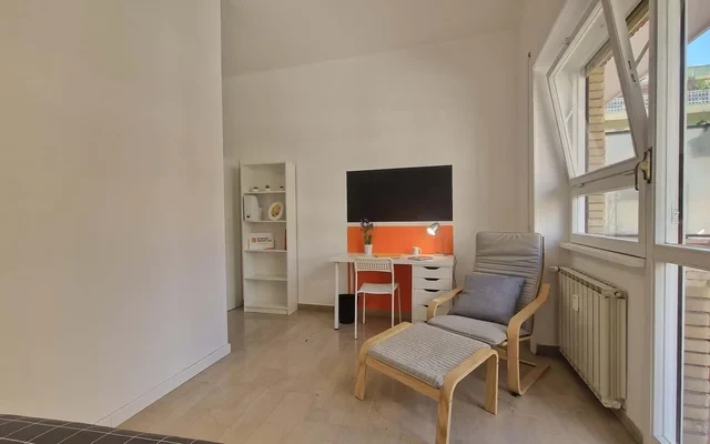 Appartamento in Lungotevere di Pietra Papa, 61 2