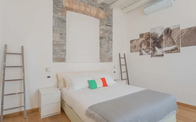 Wine Not Apartment in Como City Centre 0