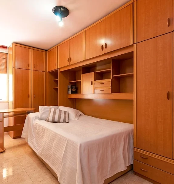 Avinguda de la Mare de Deu de Bellvitge L'Hospitalet de Llobregat 08907 Spain