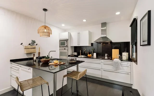 Elan - 2 bedrooms and balcony in Sant Gervasi 3