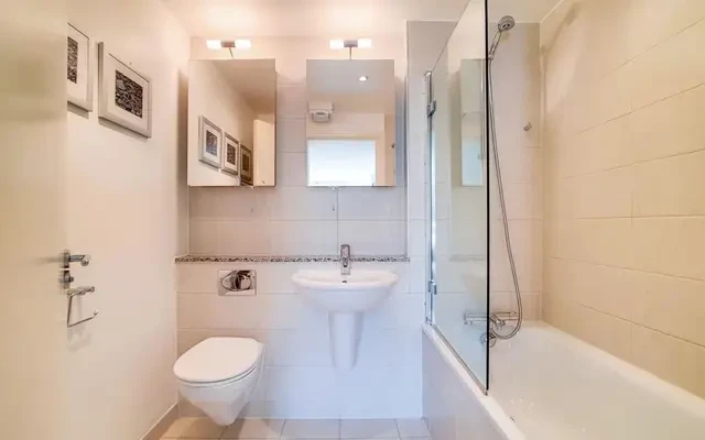Building 50, Argyll Road, Woolwich, London, SE18 6PP 3