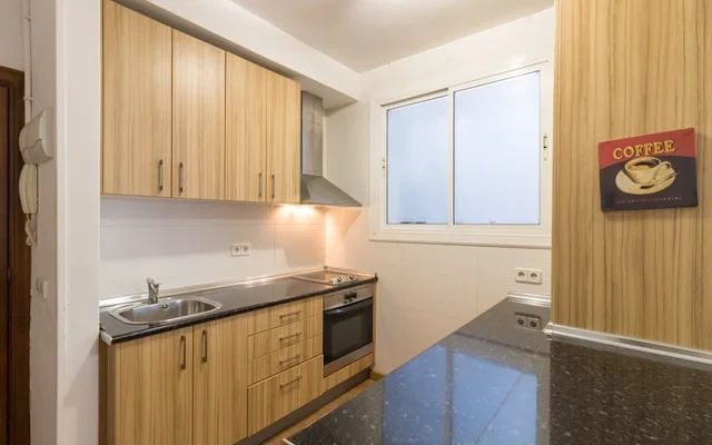 NIce one bedroom flat right in SAnt Andreu, super easy to commute to the centre, just 10 min 3