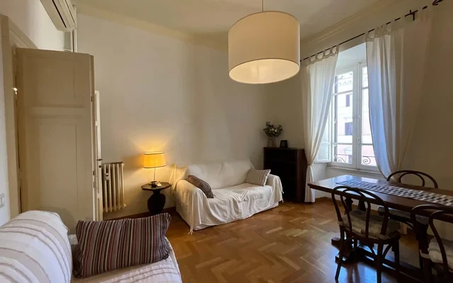 Apartment in Via di Sant'Andrea delle Fratte, Roma for 60 m² with 1 bedrooms 4