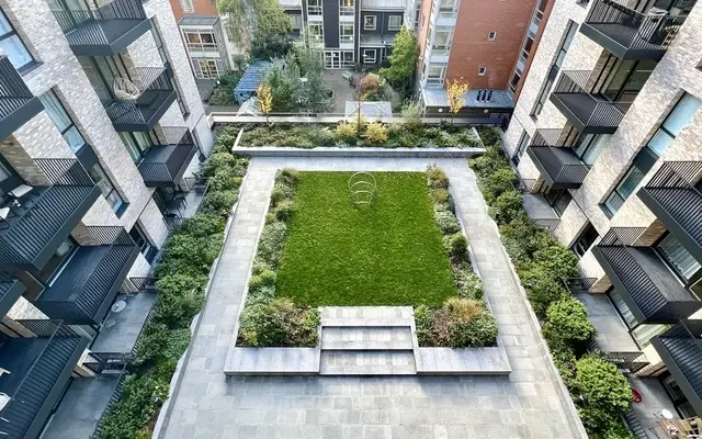 Fisherton Street 11461# 3