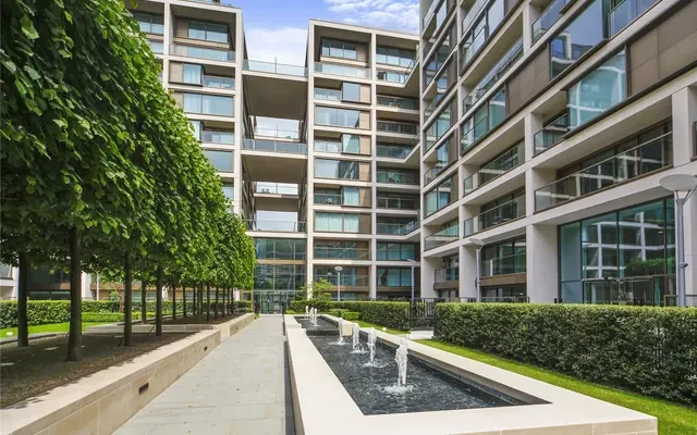 Radnor Terrace London W14 4