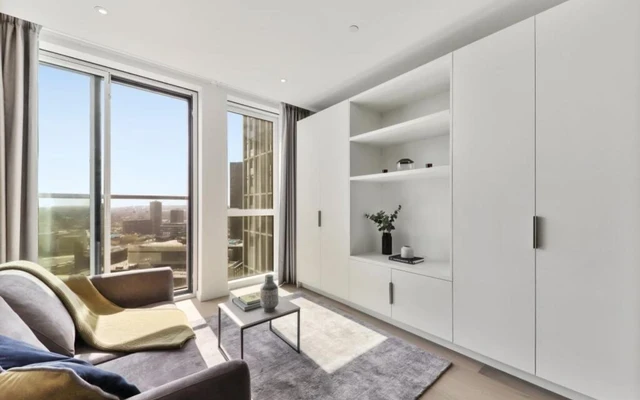 LH-East Village — Laurel Point - London student accommodation