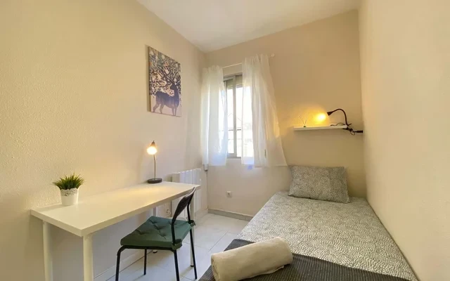 VR17 3