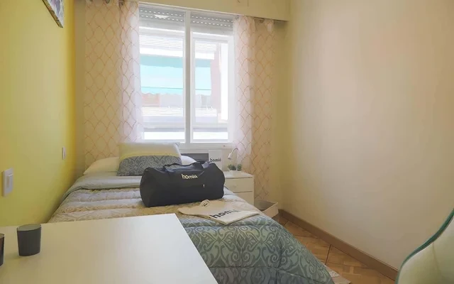 Edificio en la calle Bravo Murillo (166H3) 1