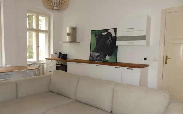 Funda - charmantes und ruhiges Apartment im Reuterkiez 0