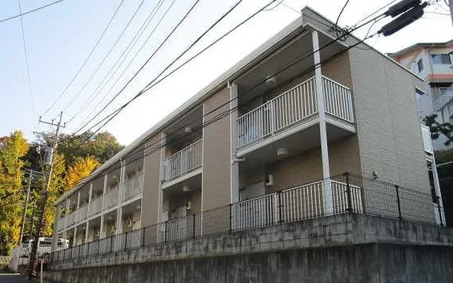 レオパレス三田 4