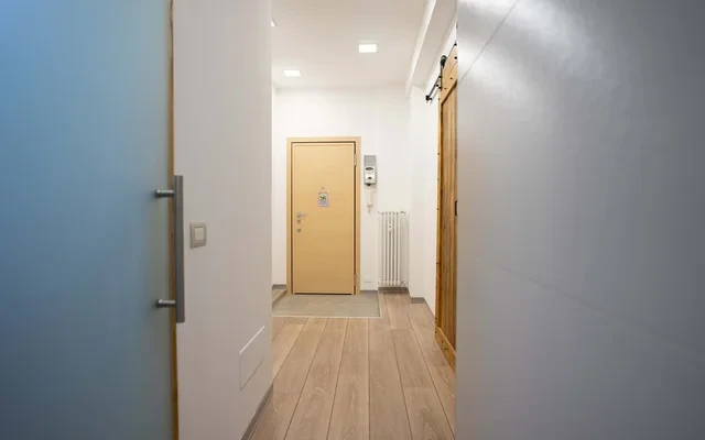 Viale Caterina da Forli 50 - 4 Bedroom apartment 3