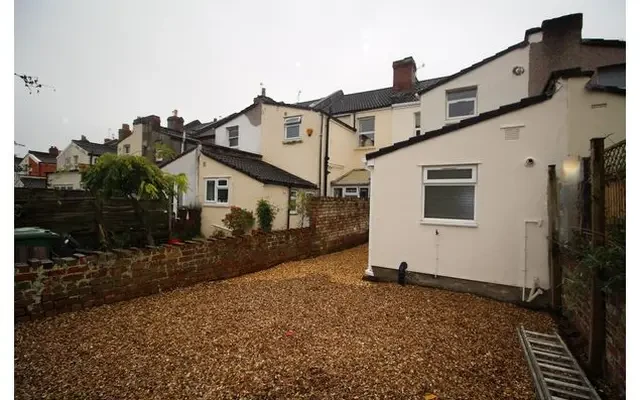 Ashton Gate Road, Southville, Bristol, BS3, UK 2
