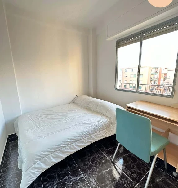 CALLE SIDI IFNI Nº9 PL 3 PTA 13