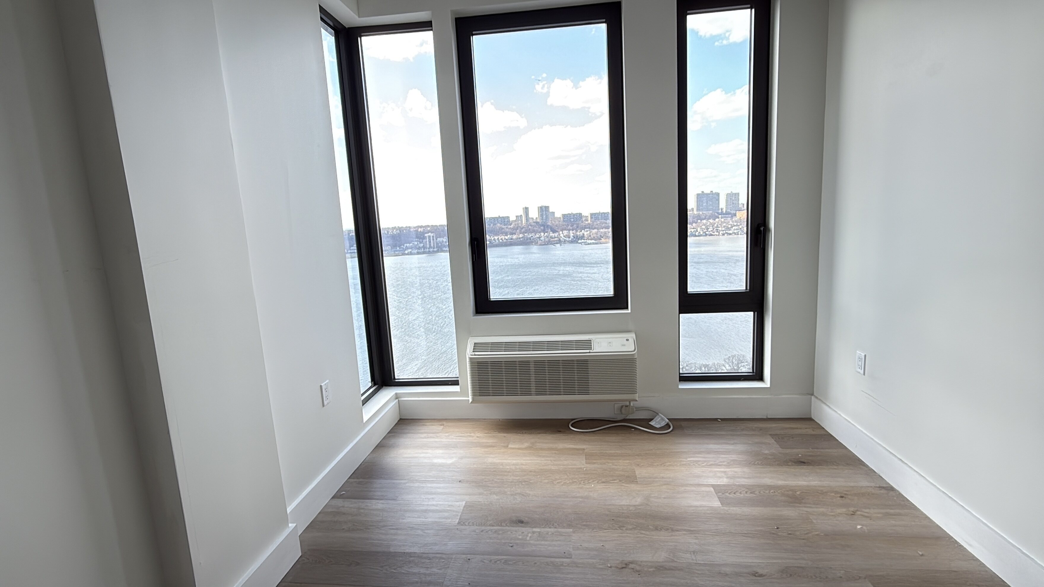 uhomes.com | Student Accommodation, Housing, Flats, Apartments for Rent