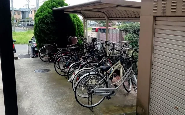 レオパレス中央 2