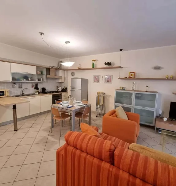 Apartment in Via Aurelia, Loano for 80 m² with 2 bedrooms