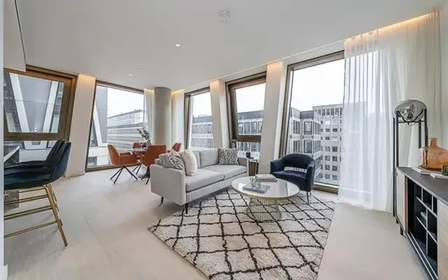 The Broadway, Westminster, Broadway, SW1H 0BP 2