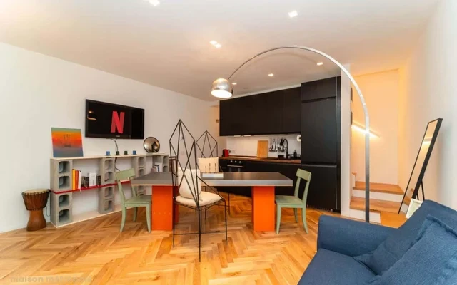 Nivola house | bilocale su tre livelli e terrazzo 0