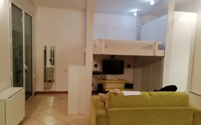 Appartamento open space e box auto singolo in viale Masini 0