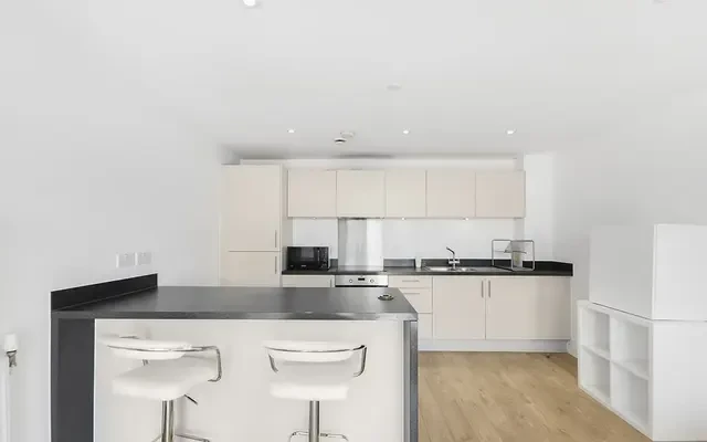 Moro Apartments, London E14 4