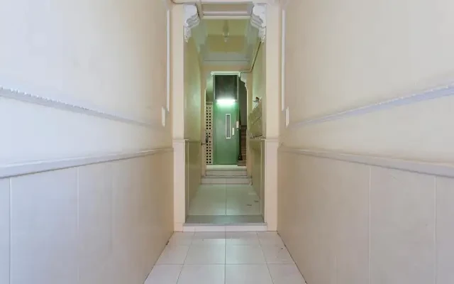 studio in La Sagrada Família (Eixample) 2