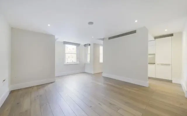 Cavalry Square, Turks Row, Chelsea, London, SW3 4RB 1