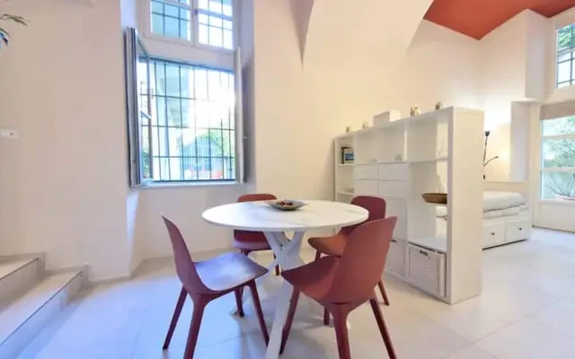 studio near Piazza Vittorio Veneto 4
