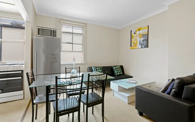429a Cleveland Street Redfern 4