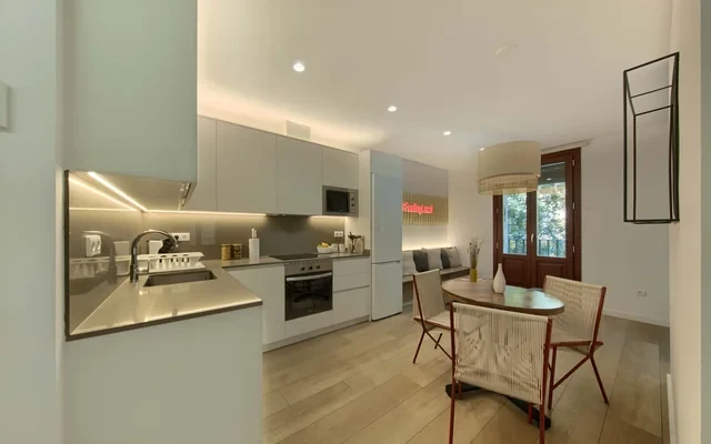 Carrer del Consell de Cent 3