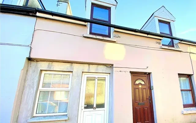19 Tower Street 0