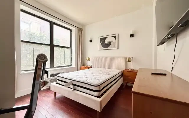 330 Starr Street, Brooklyn 2
