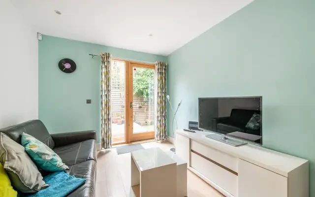 Trevanion Road, West Kensington, W14 4