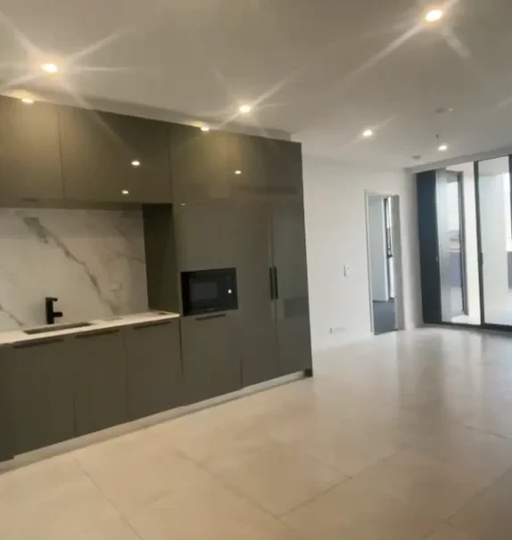 2 Finch Dr