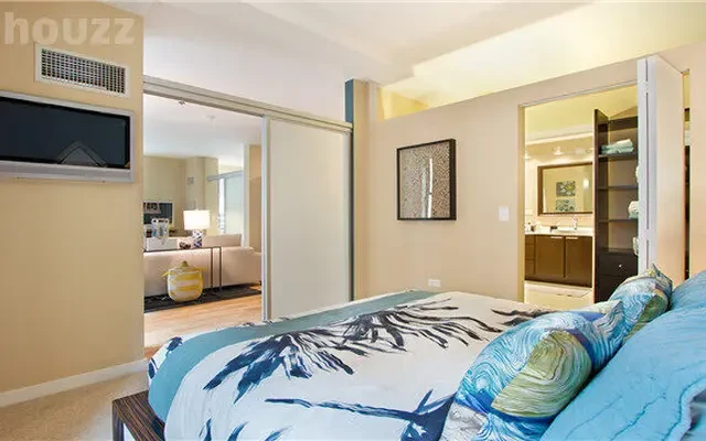 Randolph Tower City Apartments 3