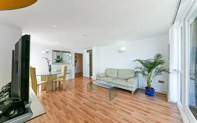 Arran House, Raleana Road, London, E14 9RN 2