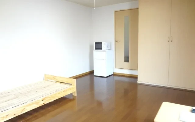 レオパレスグランツ 101号室 3