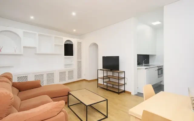 apartment in Almagro (Chamberí) 3