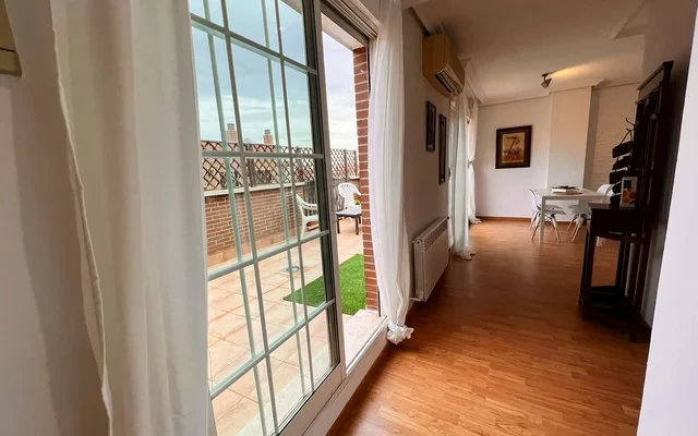 Calle de Guzmania Madrid 28039 Spain 4