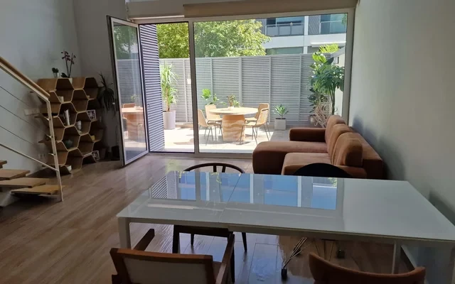 Apartamento en Calle de Julian Camarillo, Madrid 3