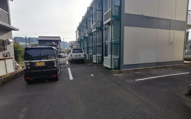 レオパレスボムール 4