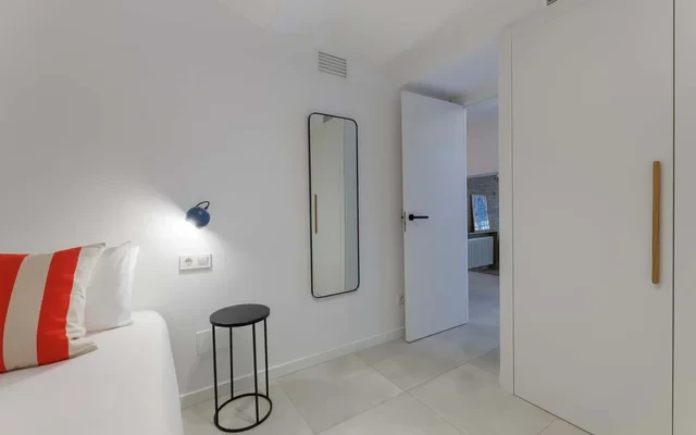 Calm & Stylish Apt. 7 min walk to Placa Espana 2