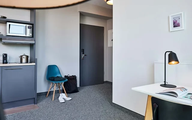 Knoopstrasse 4
