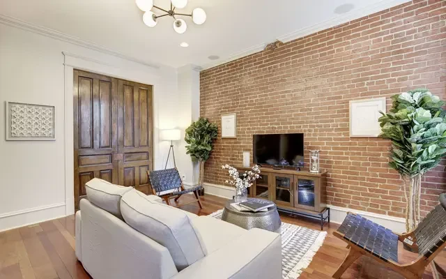 H Street#178 3