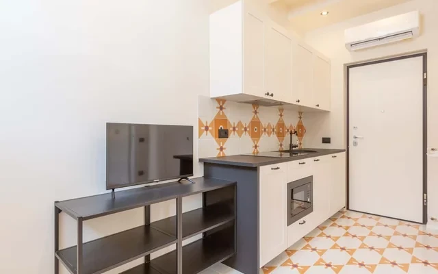 Apartment in Via Vincenzo Foppa, Milano for 42 m² with 1 bedrooms 2