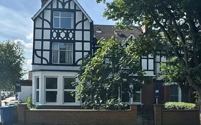 Colyton Road 25933# 0