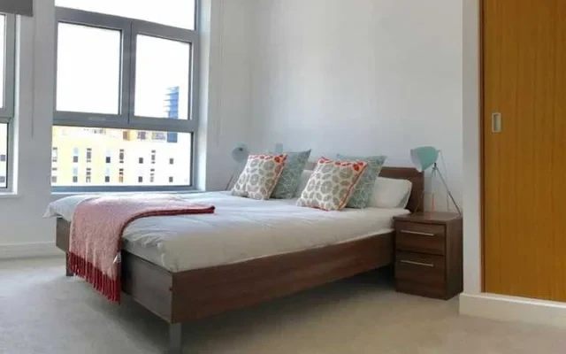 LH-Fizzy CanningTown 4