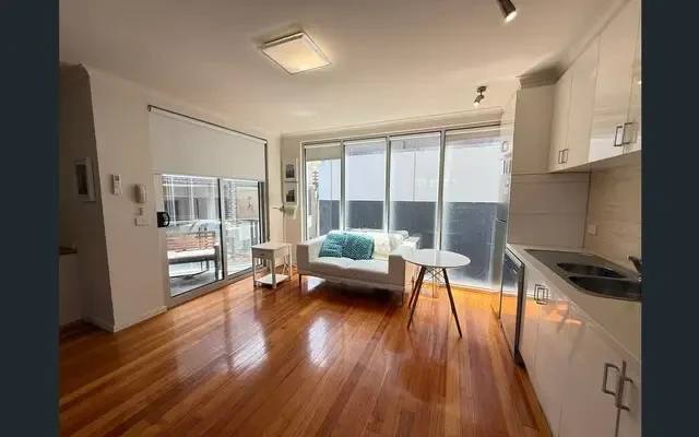 2 Nottingham Street - Melbourne student accommodation